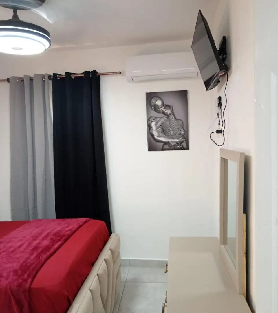 Apartamentos De 1 2 Y 3 Habitaciones Santiago De Los Caballeros 0*,