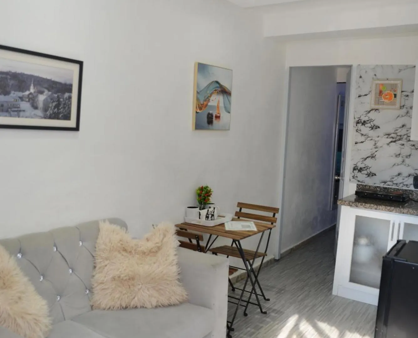 סנטיאגו דה לוס קבאלרוס Apartamentos De 1 2 Y 3 Habitaciones סנטיאגו דה לוס קבאלרוס